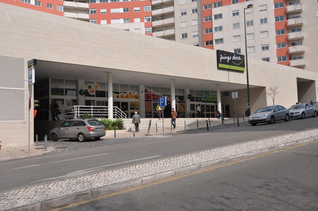 Apart Lisbon Pool Metro Garage エクステリア 写真